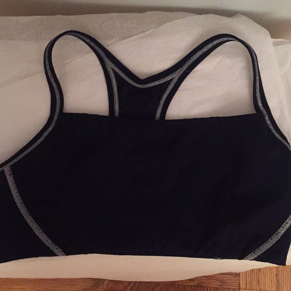 Gap sports bra